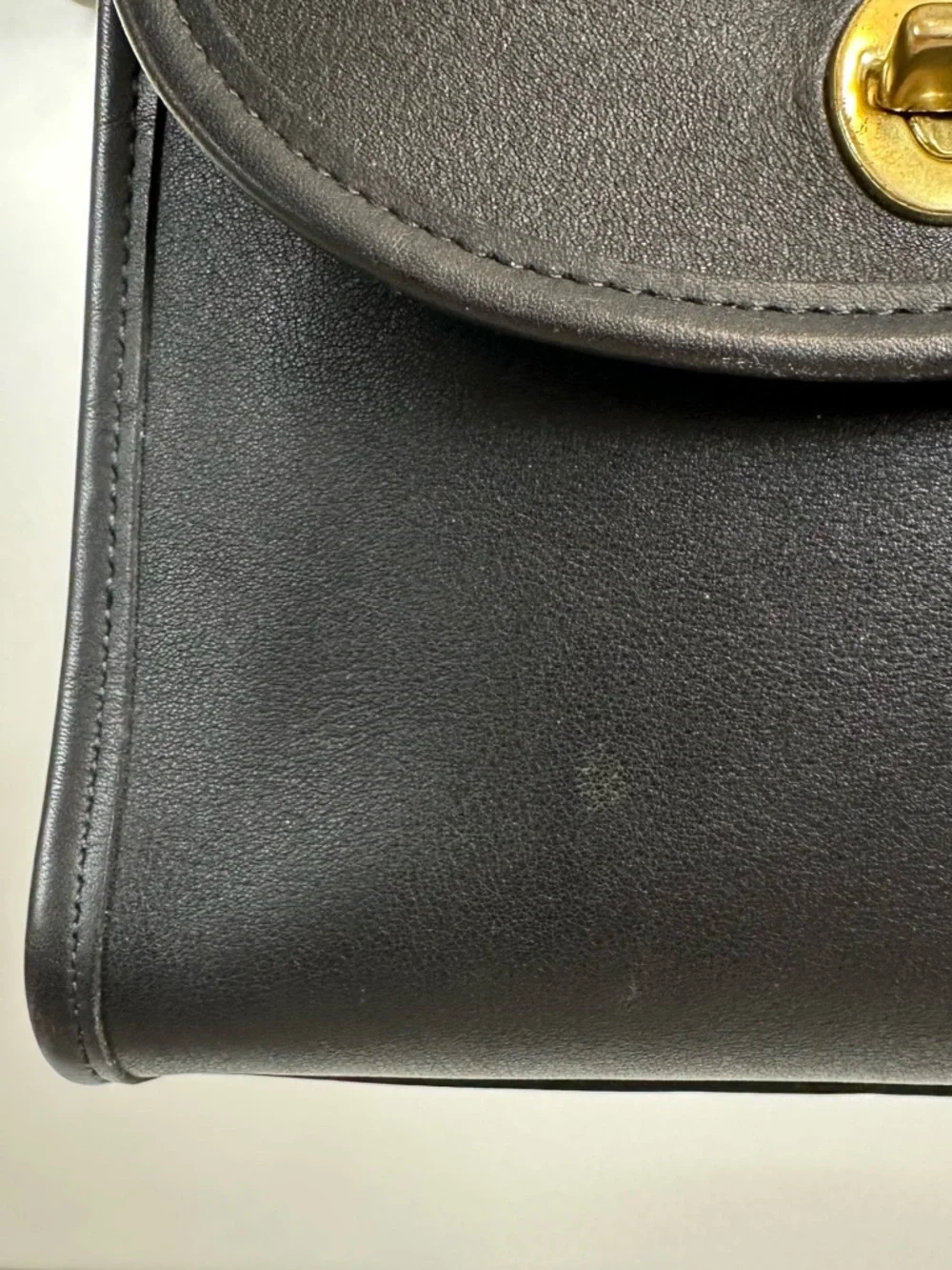 Coach Regina Bag 9983 in Black - Picture 3 of 15